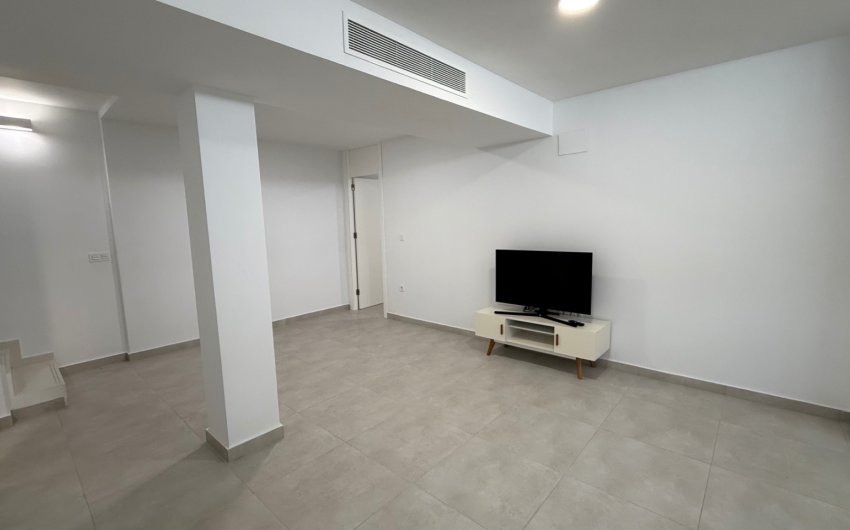 Herverkoop - Villa -
Orihuela - Costa Blanca