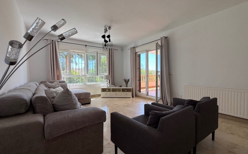 Herverkoop - Villa -
Orihuela - Costa Blanca