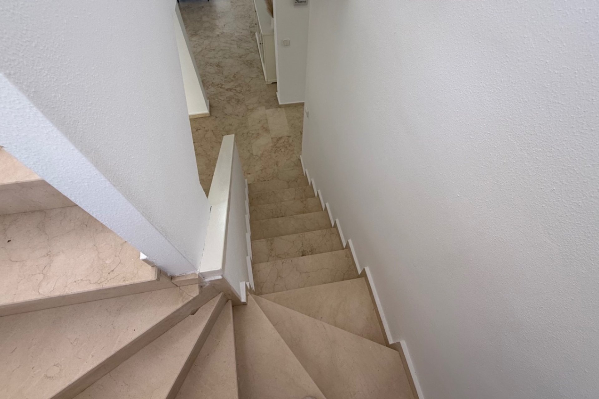 Herverkoop - Villa -
Orihuela - Costa Blanca