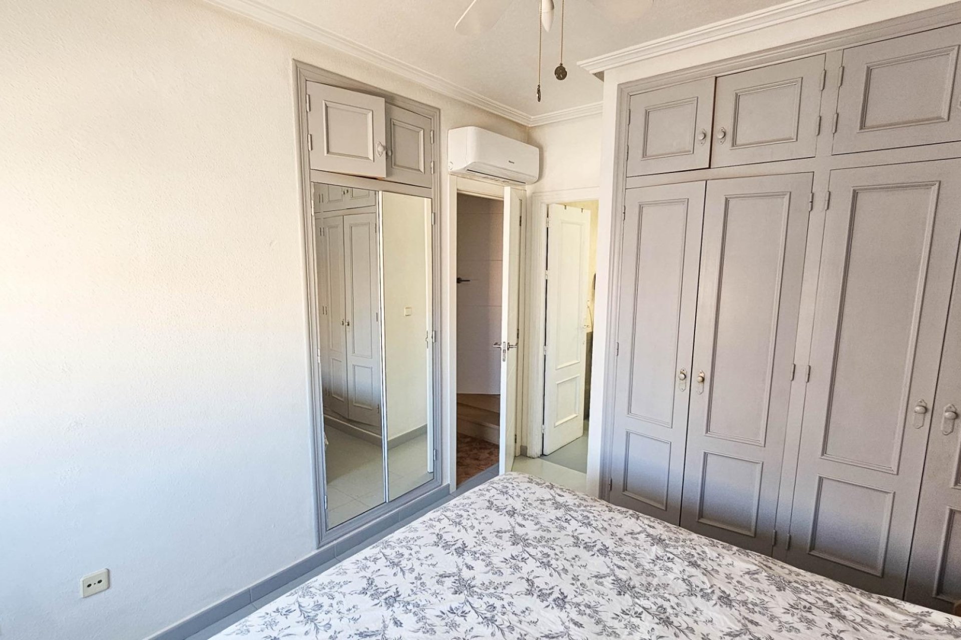 Herverkoop - Villa -
Orihuela Costa - Cabo Roig