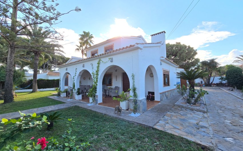 Herverkoop - Villa * -
Orihuela Costa - Cabo Roig *