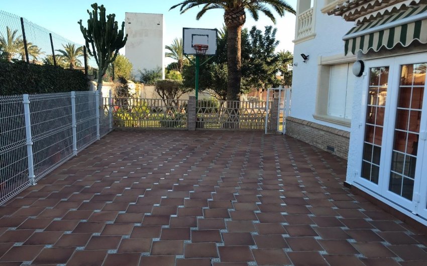 Herverkoop - Villa -
Orihuela Costa - Cabo Roig