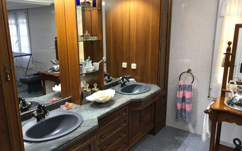 Herverkoop - Villa -
Orihuela Costa - Cabo Roig