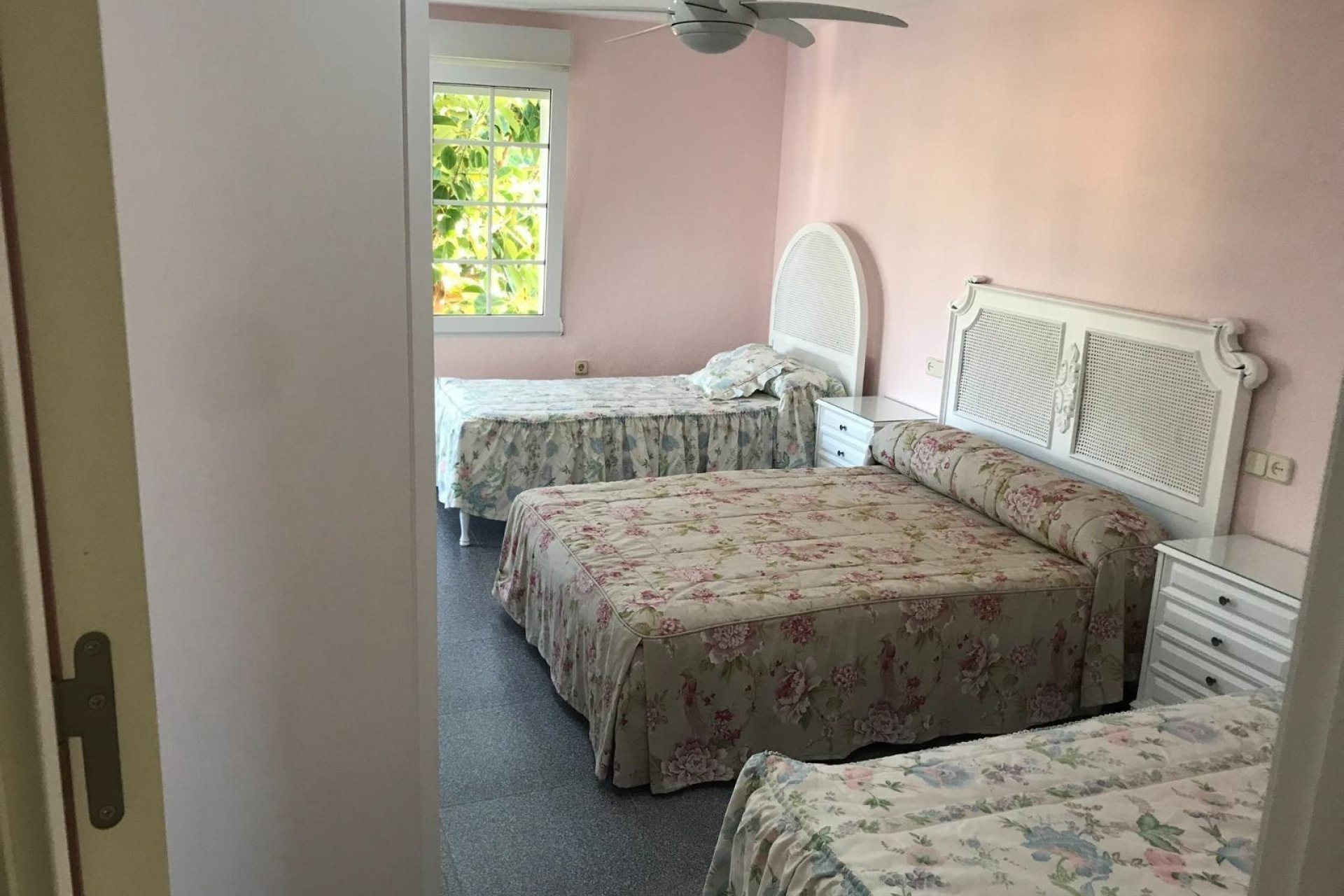 Herverkoop - Villa -
Orihuela Costa - Cabo Roig