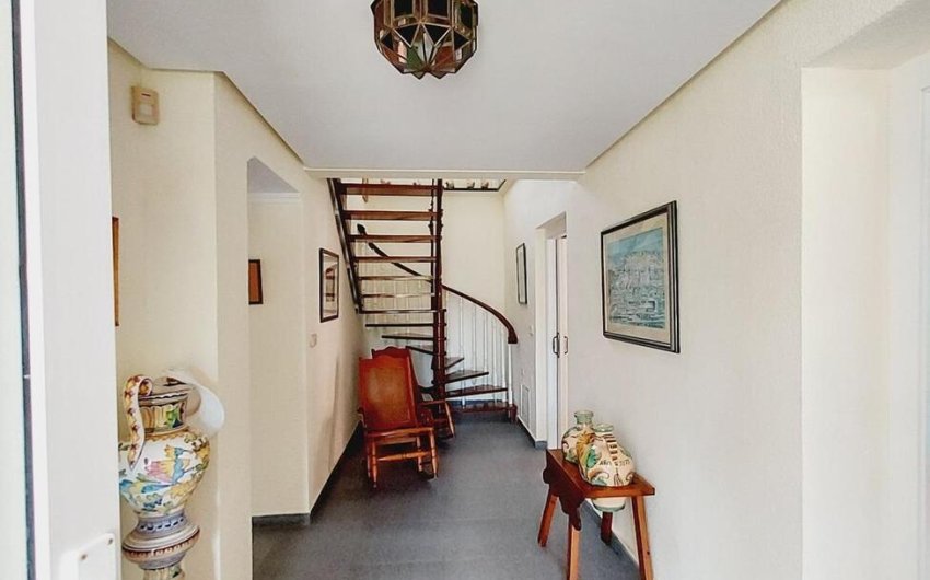 Herverkoop - Villa -
Orihuela Costa - Cabo Roig