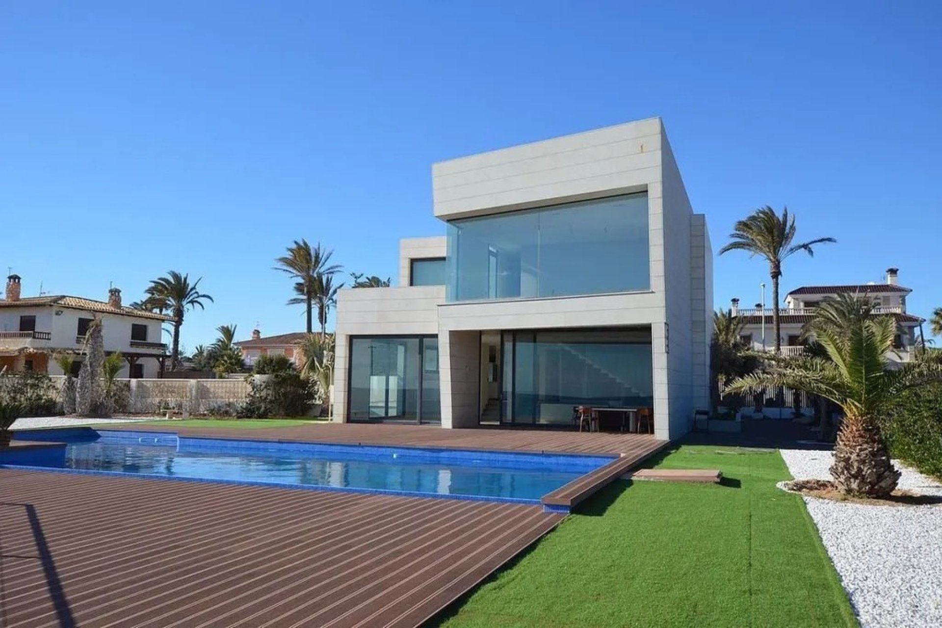 Herverkoop - Villa -
Orihuela Costa - Cabo Roig