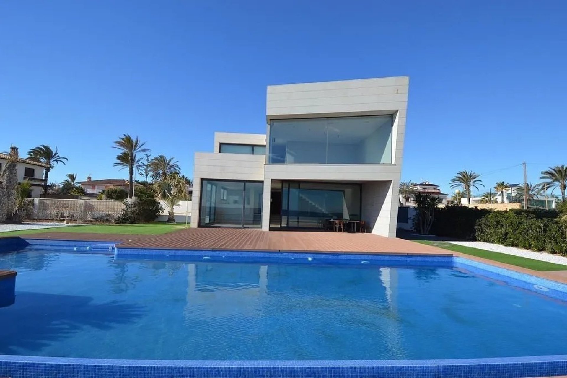 Herverkoop - Villa -
Orihuela Costa - Cabo Roig