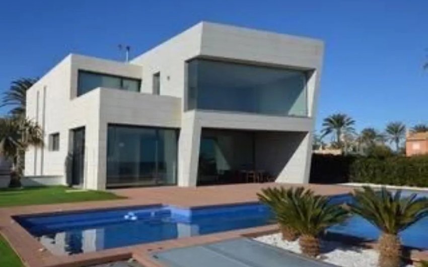 Herverkoop - Villa -
Orihuela Costa - Cabo Roig