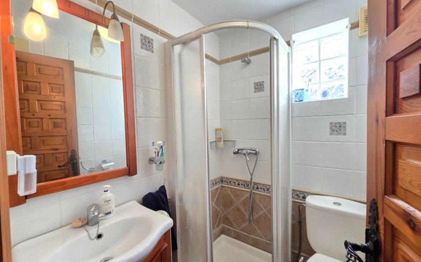 Herverkoop - Villa * -
Orihuela Costa * - Cabo Roig *