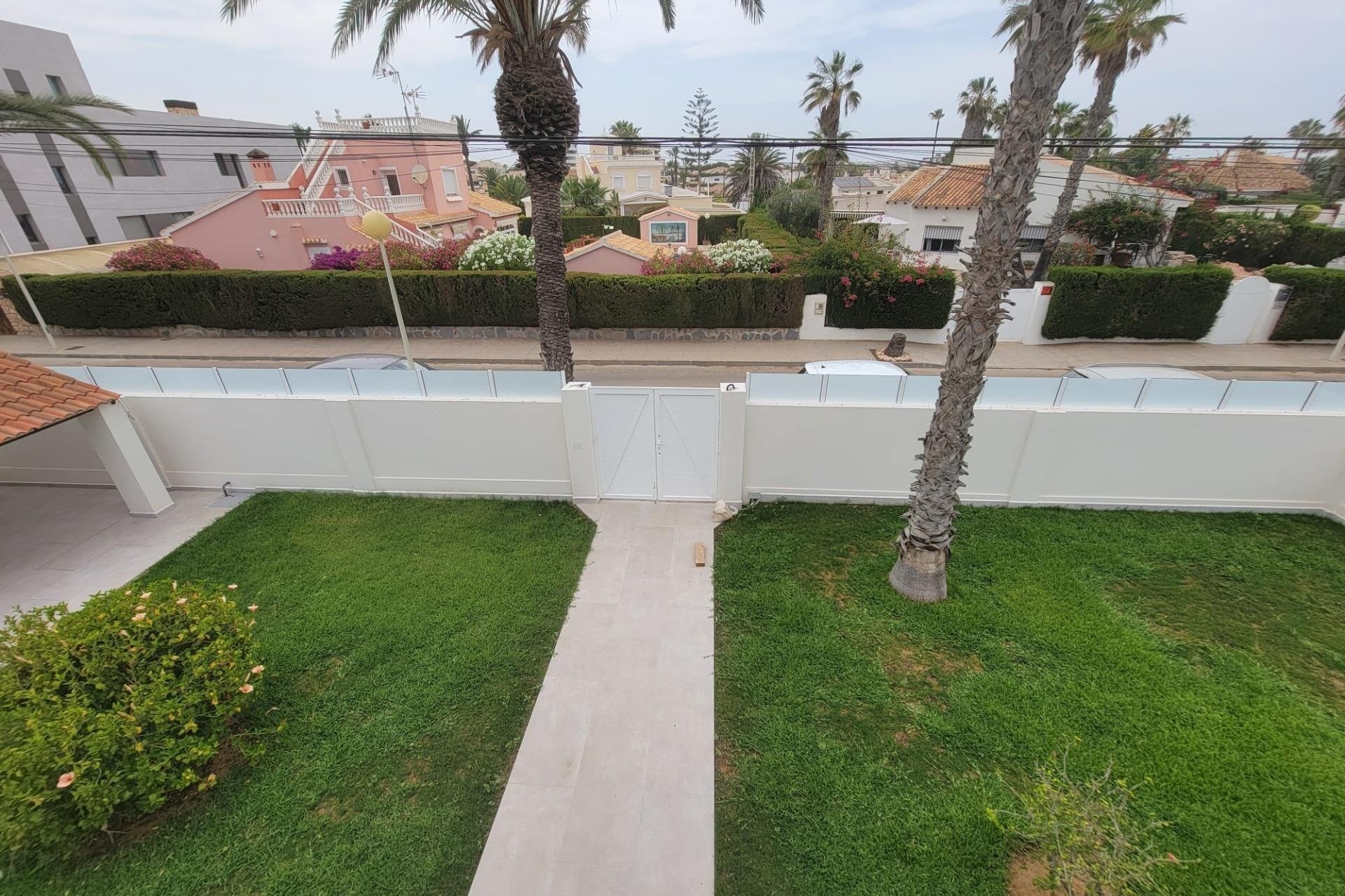 Herverkoop - Villa -
Orihuela Costa - Cabo Roig