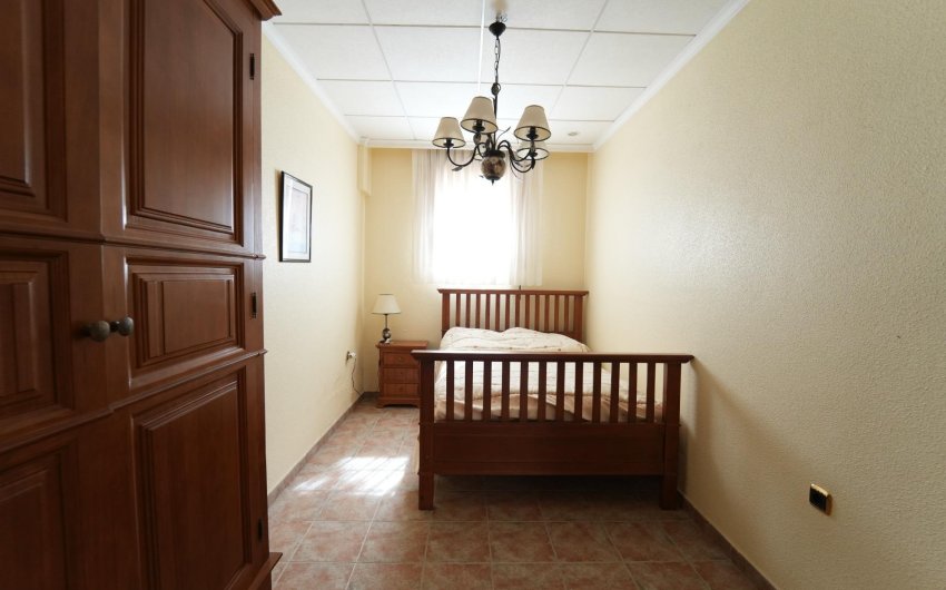 Herverkoop - Villa -
Orihuela Costa - Campoamor