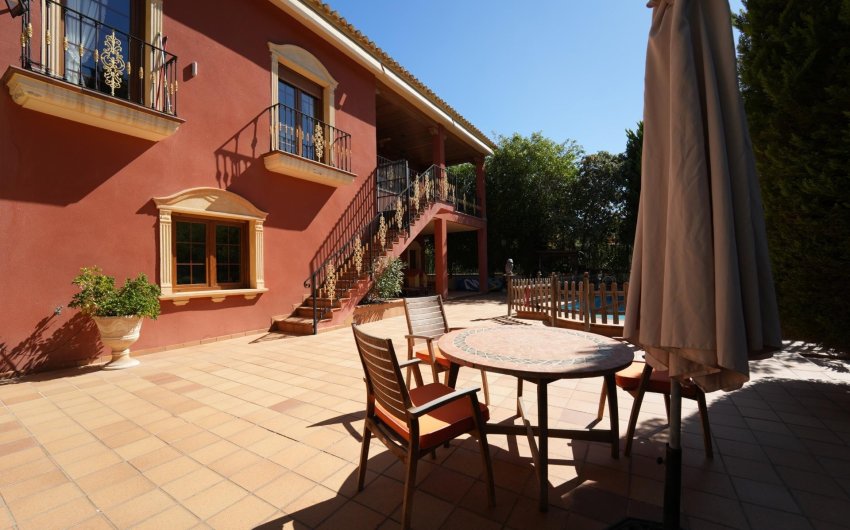 Herverkoop - Villa -
Orihuela Costa - Campoamor