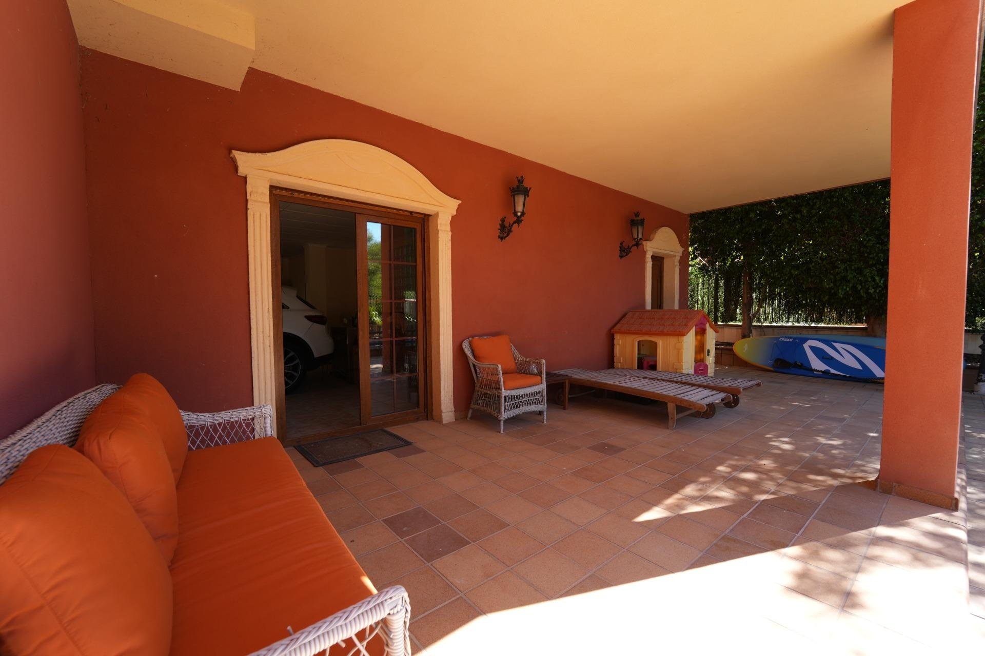 Herverkoop - Villa -
Orihuela Costa - Campoamor