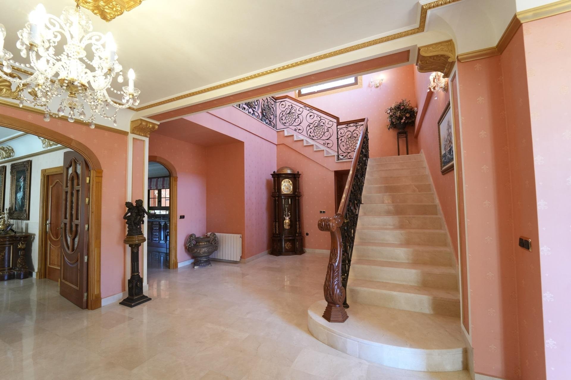 Herverkoop - Villa -
Orihuela Costa - Campoamor