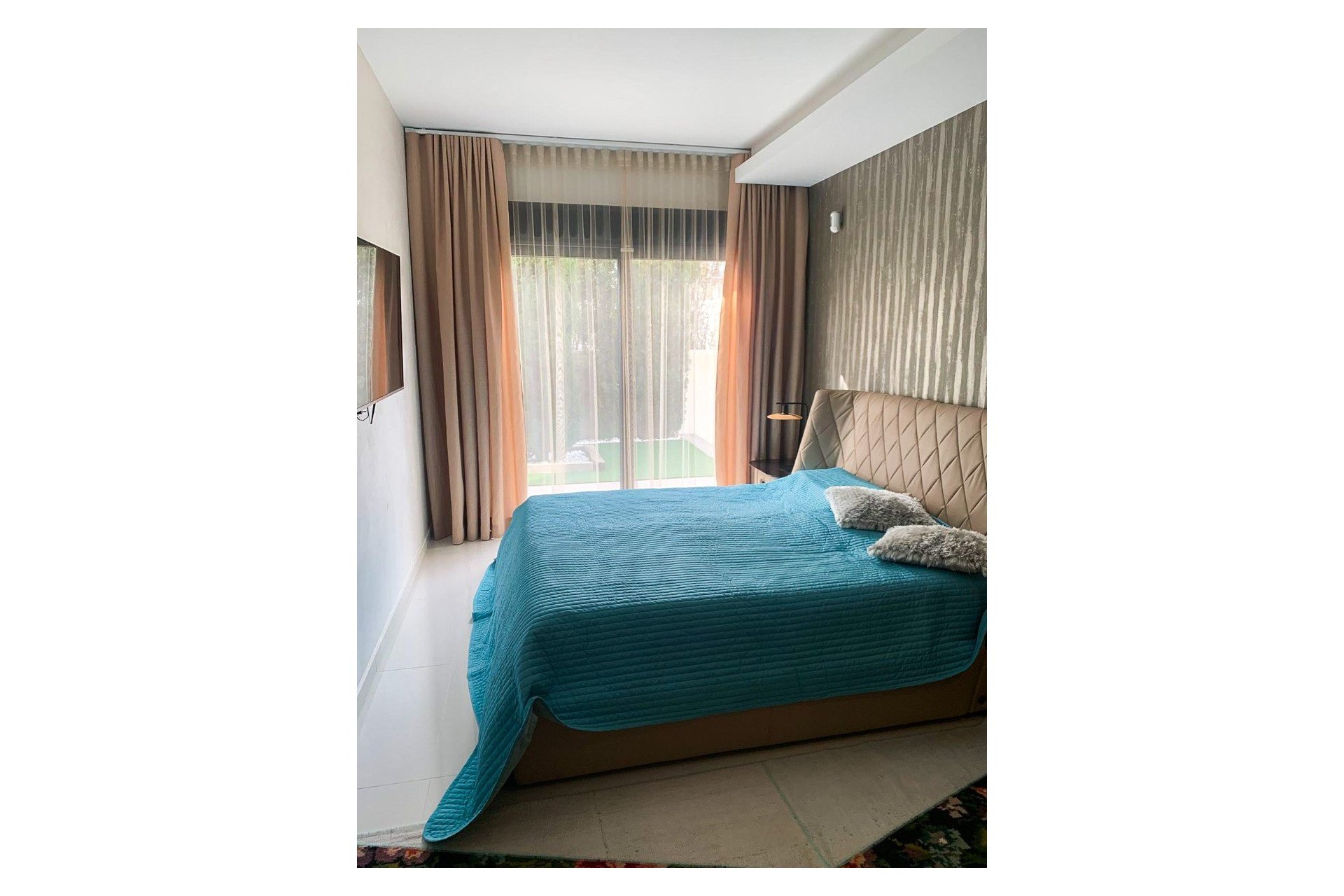 Herverkoop - Villa -
Orihuela Costa - Campoamor