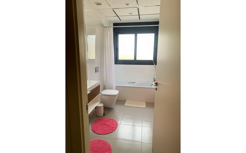 Herverkoop - Villa -
Orihuela Costa - Campoamor