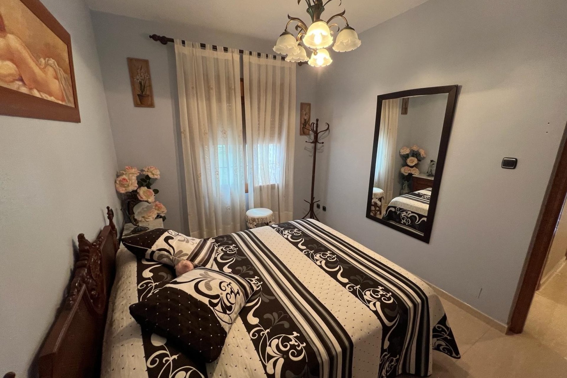 Herverkoop - Villa -
Orihuela Costa - Campoamor