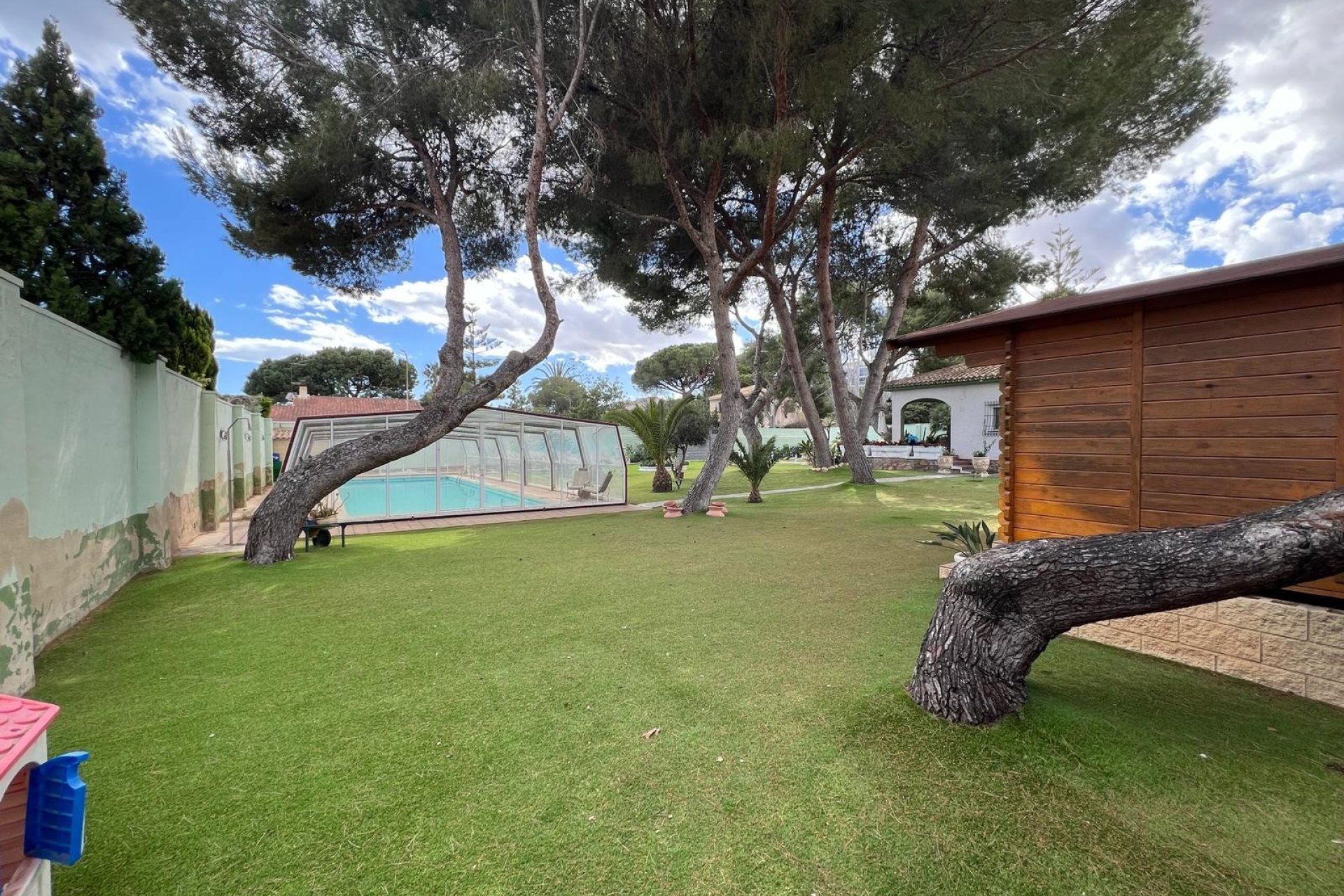 Herverkoop - Villa -
Orihuela Costa - Campoamor