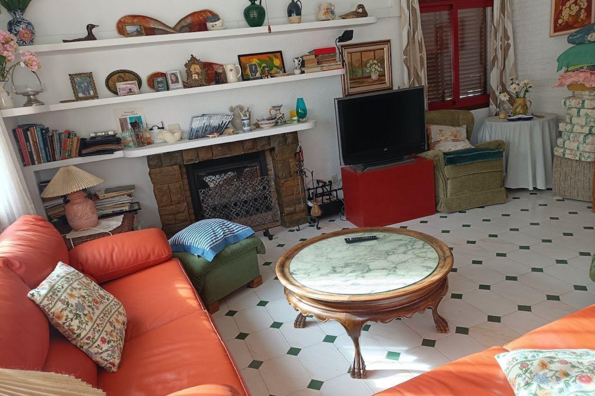 Herverkoop - Villa -
Orihuela Costa - Campoamor