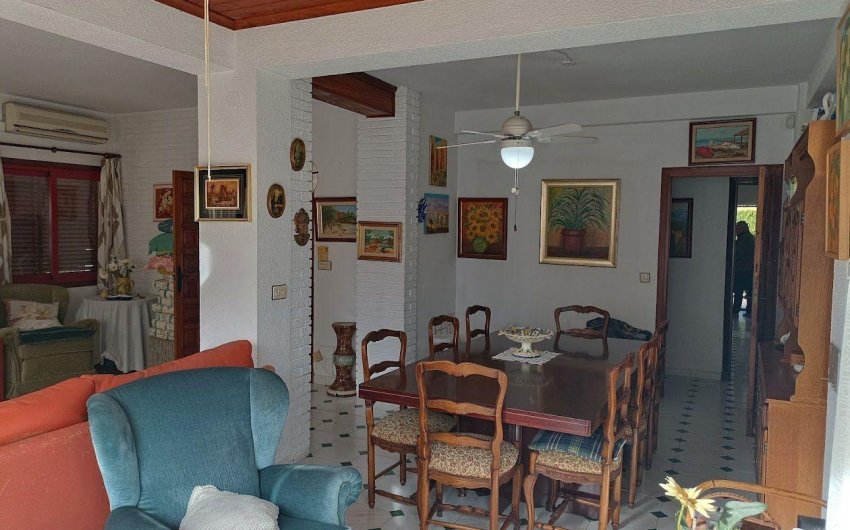 Herverkoop - Villa -
Orihuela Costa - Campoamor