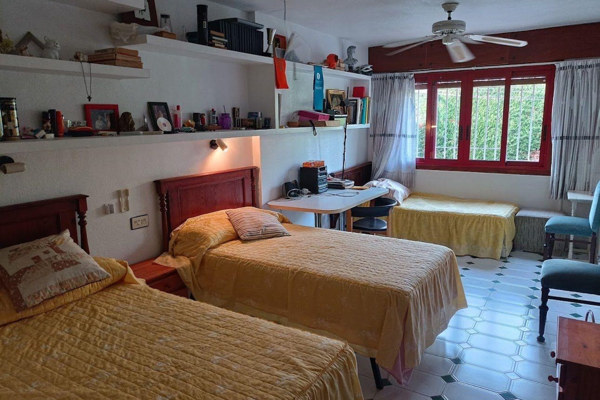 Herverkoop - Villa -
Orihuela Costa - Campoamor