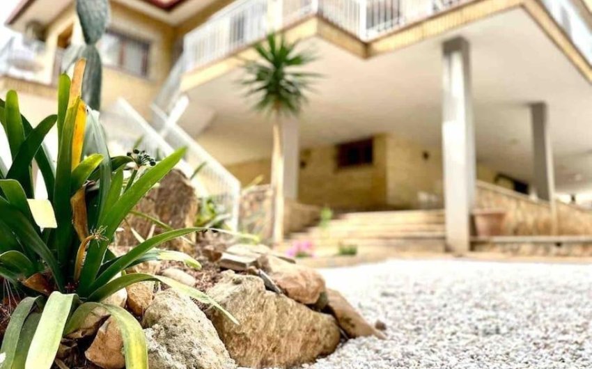 Herverkoop - Villa -
Orihuela Costa - Campoamor