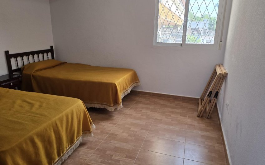 Herverkoop - Villa -
Orihuela Costa - Campoamor