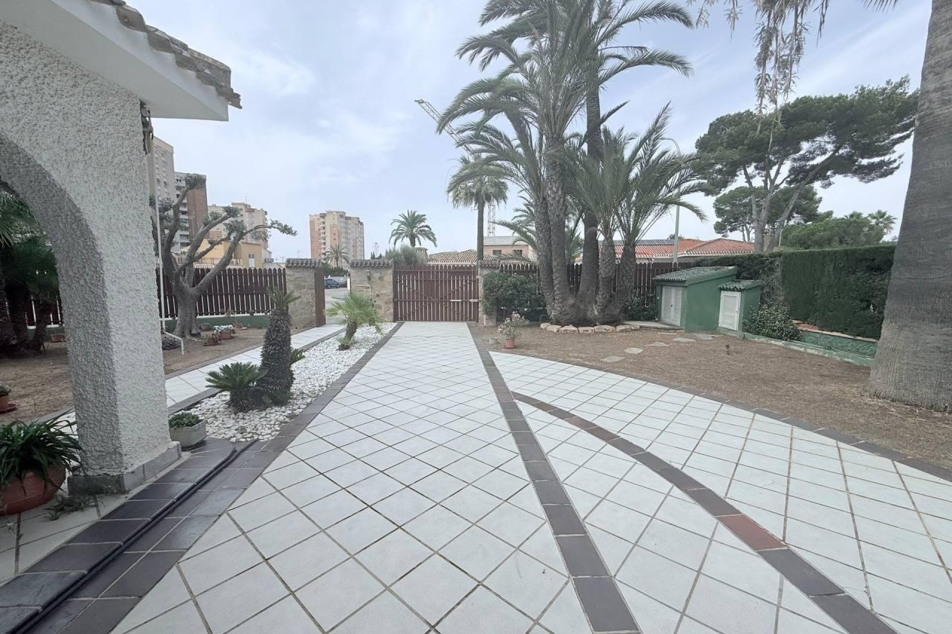 Herverkoop - Villa -
Orihuela Costa - Campoamor