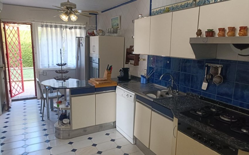 Herverkoop - Villa -
Orihuela Costa - Campoamor