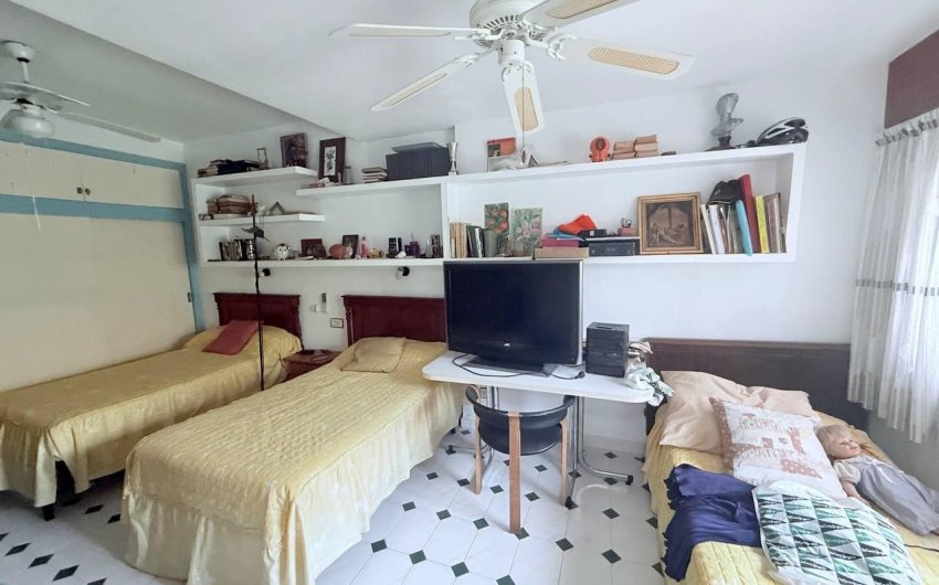 Herverkoop - Villa -
Orihuela Costa - Campoamor