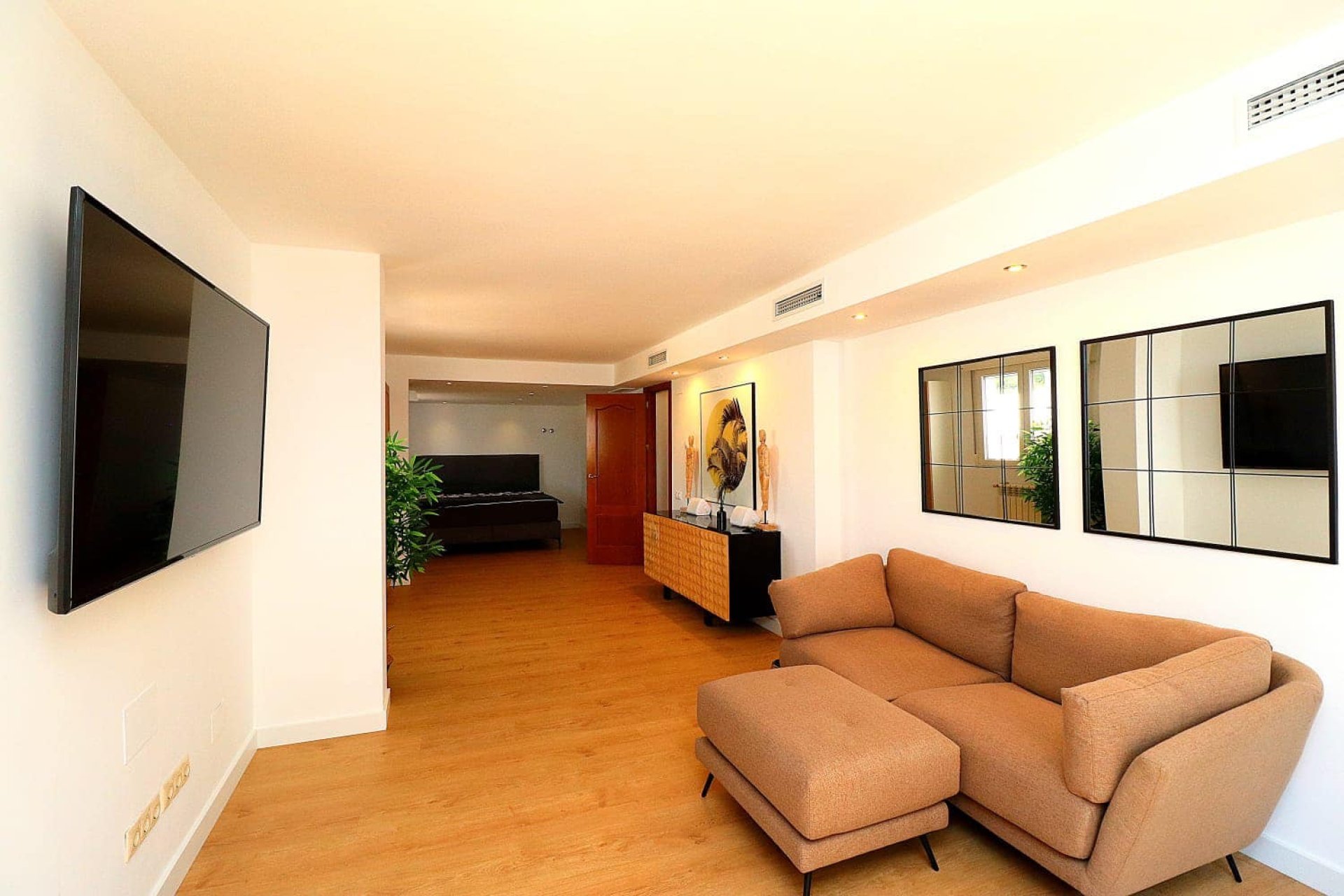 Herverkoop - Villa -
Orihuela Costa - Campoamor