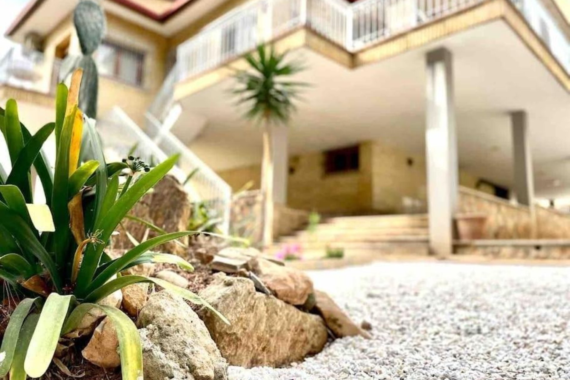 Herverkoop - Villa -
Orihuela Costa - Campoamor