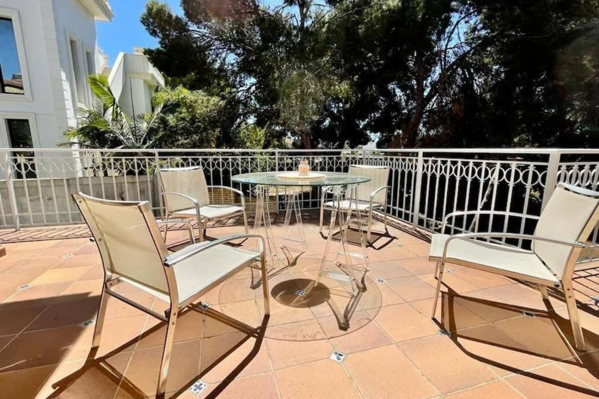 Herverkoop - Villa -
Orihuela Costa - Campoamor