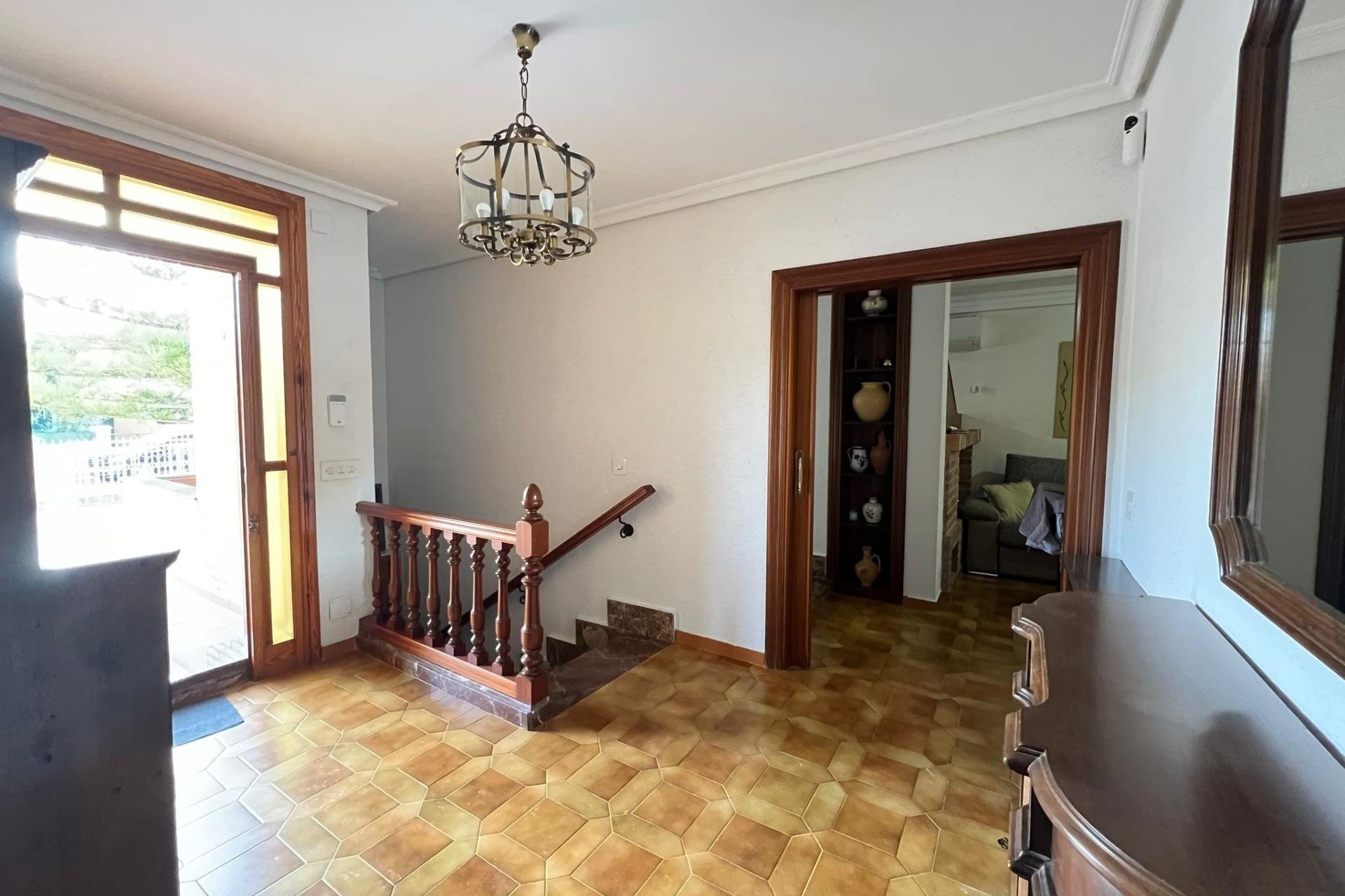Herverkoop - Villa -
Orihuela Costa - Campoamor