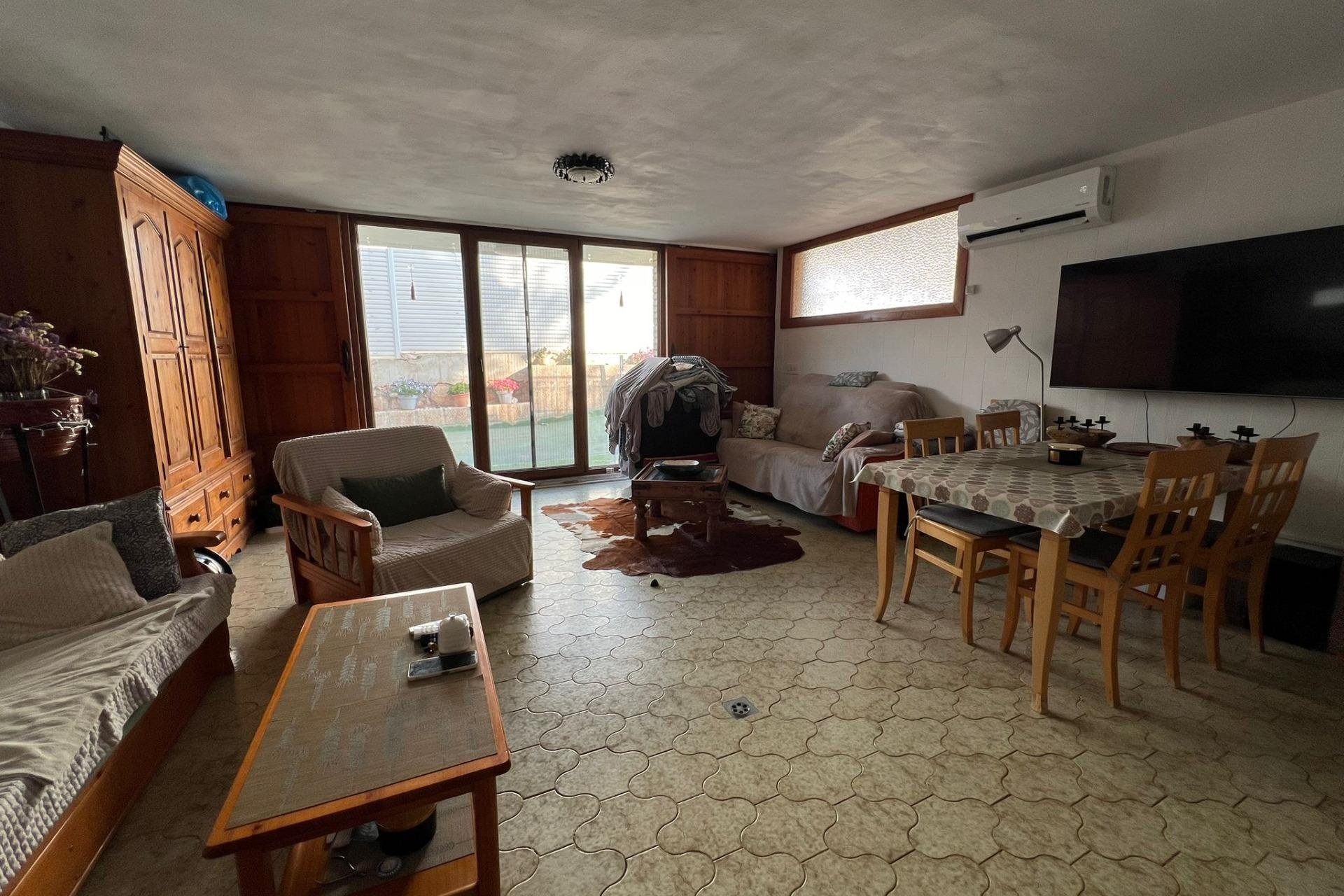 Herverkoop - Villa -
Orihuela Costa - Campoamor