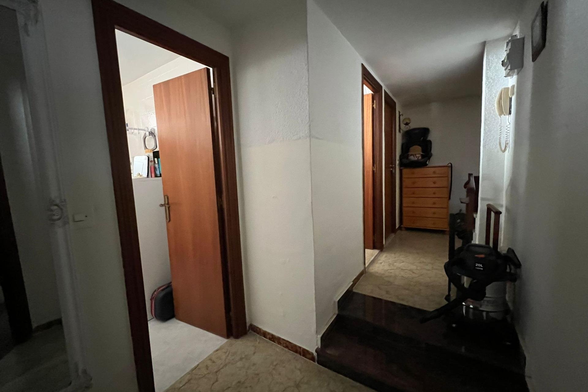Herverkoop - Villa -
Orihuela Costa - Campoamor