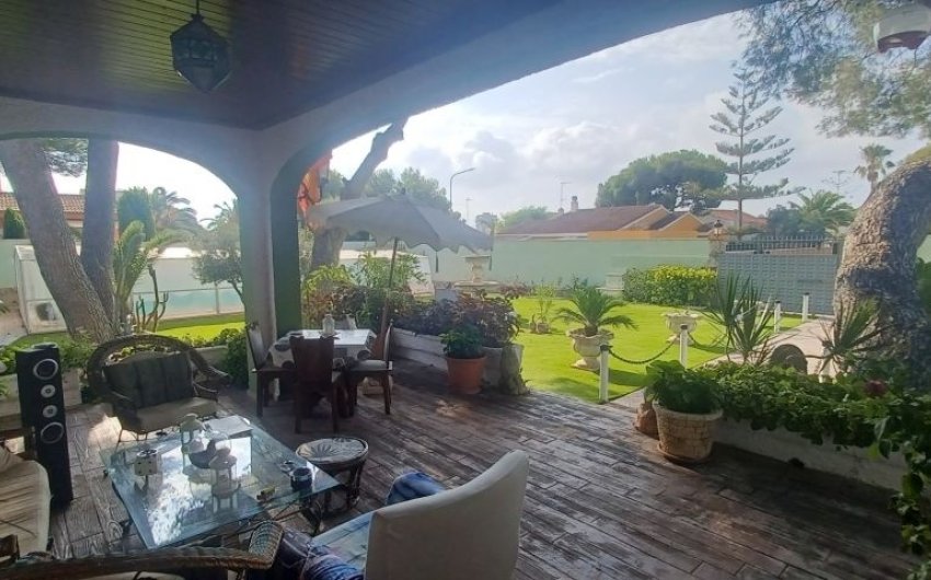 Herverkoop - Villa -
Orihuela Costa - Costa Blanca