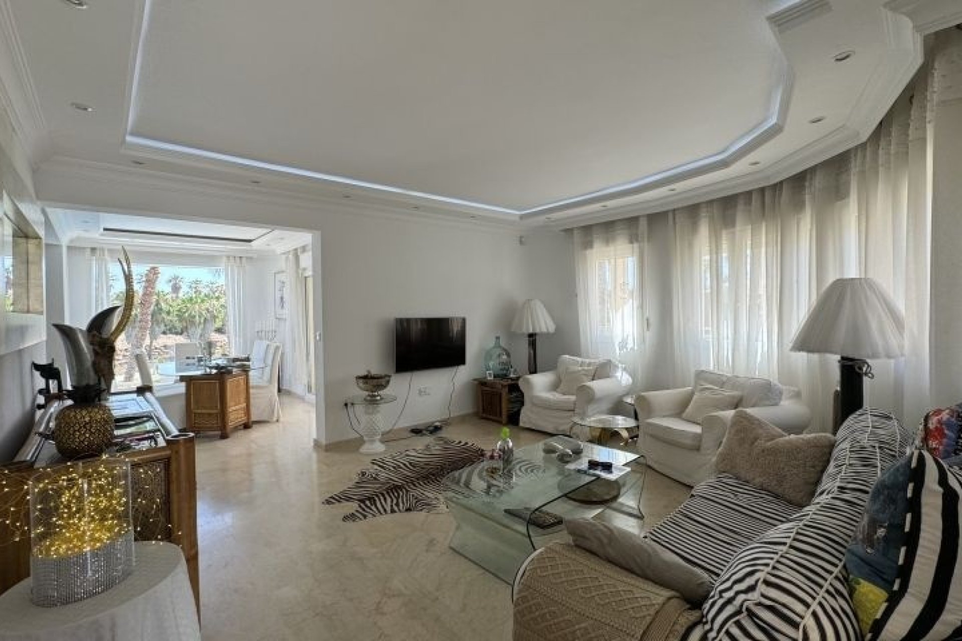 Herverkoop - Villa -
Orihuela Costa - Costa Blanca