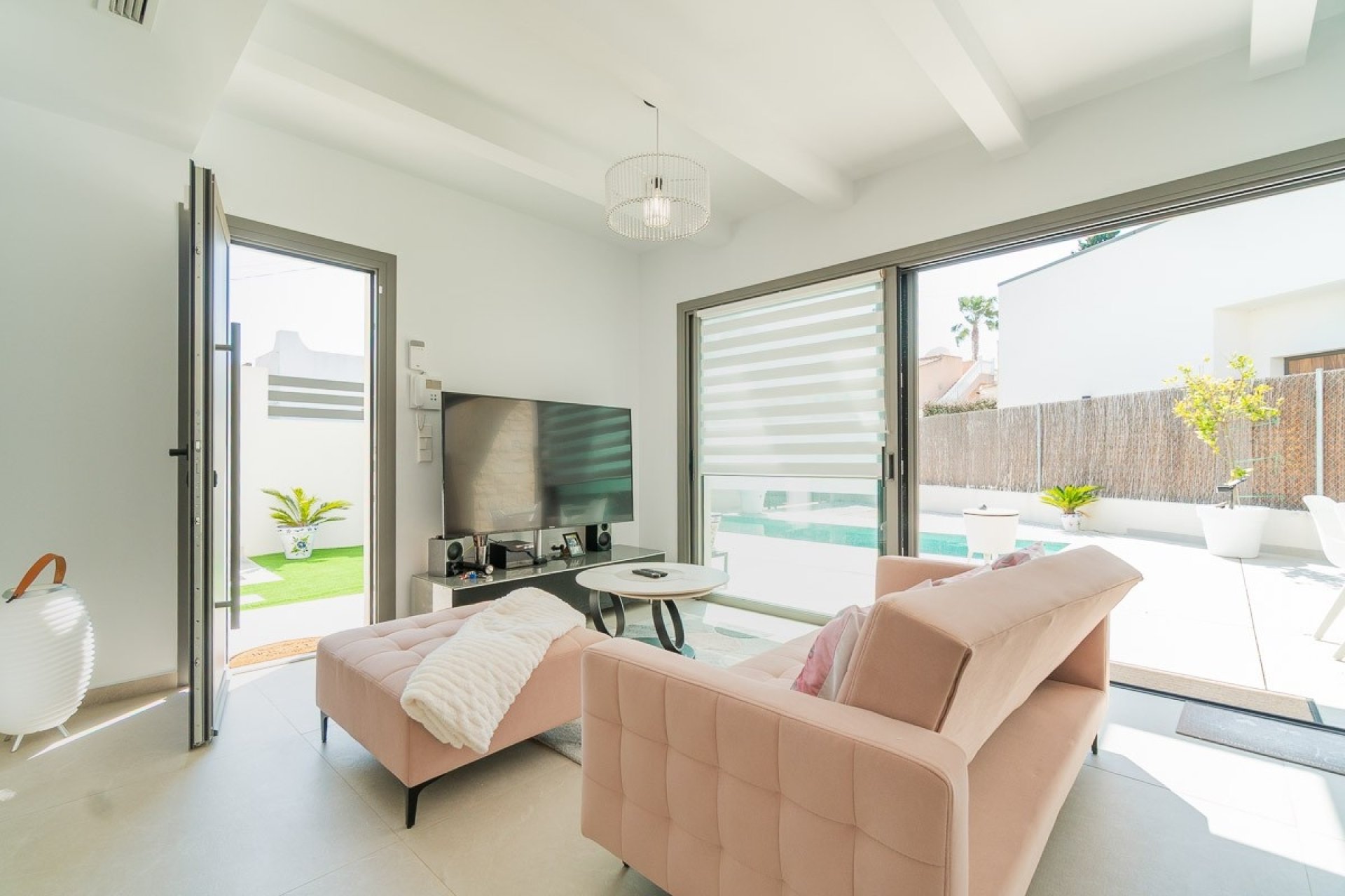 Herverkoop - Villa -
Orihuela Costa - Costa Blanca