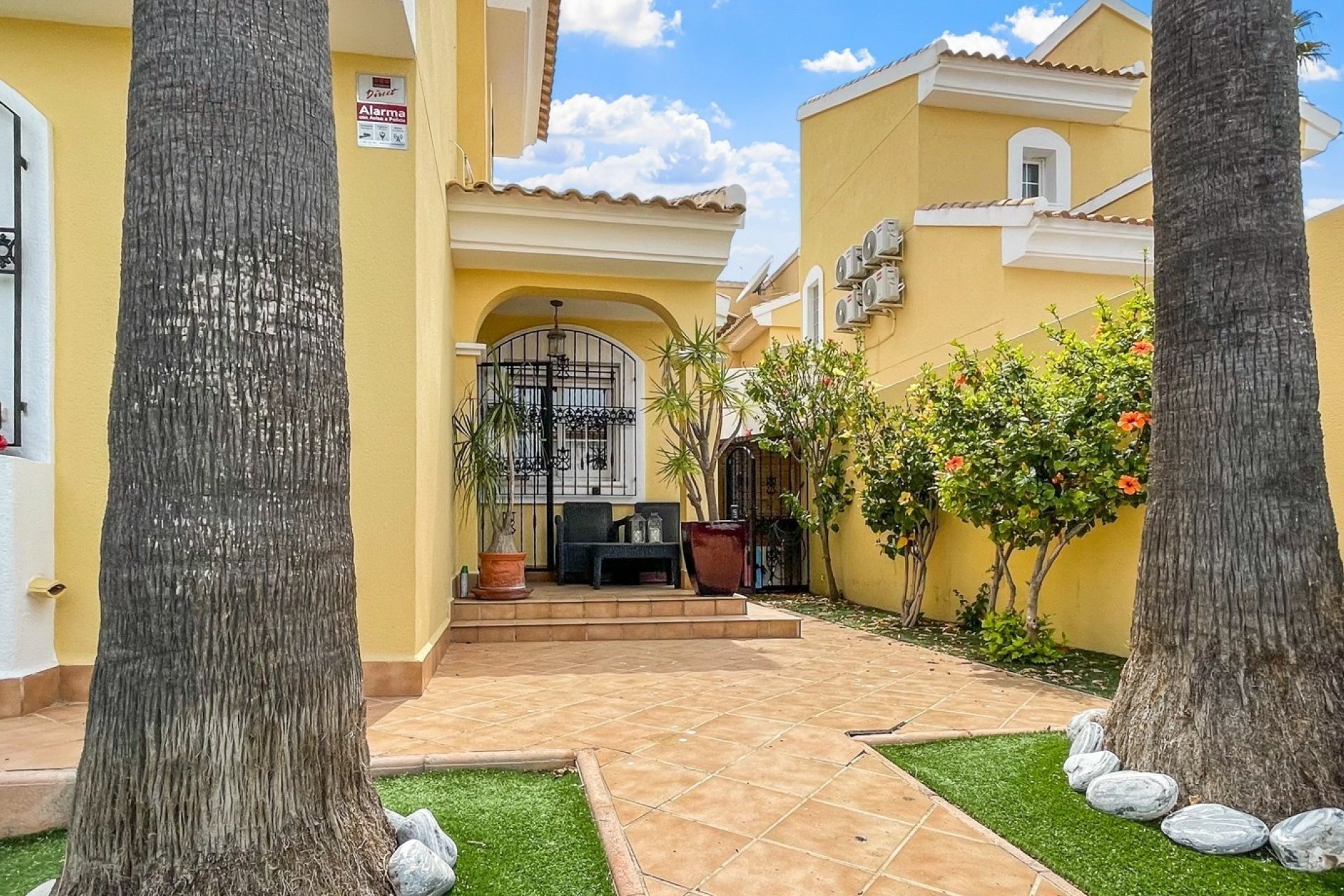 Herverkoop - Villa -
Orihuela Costa - Costa Blanca