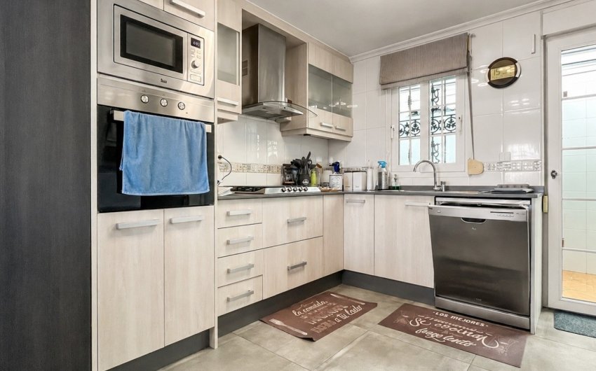 Herverkoop - Villa -
Orihuela Costa - Costa Blanca