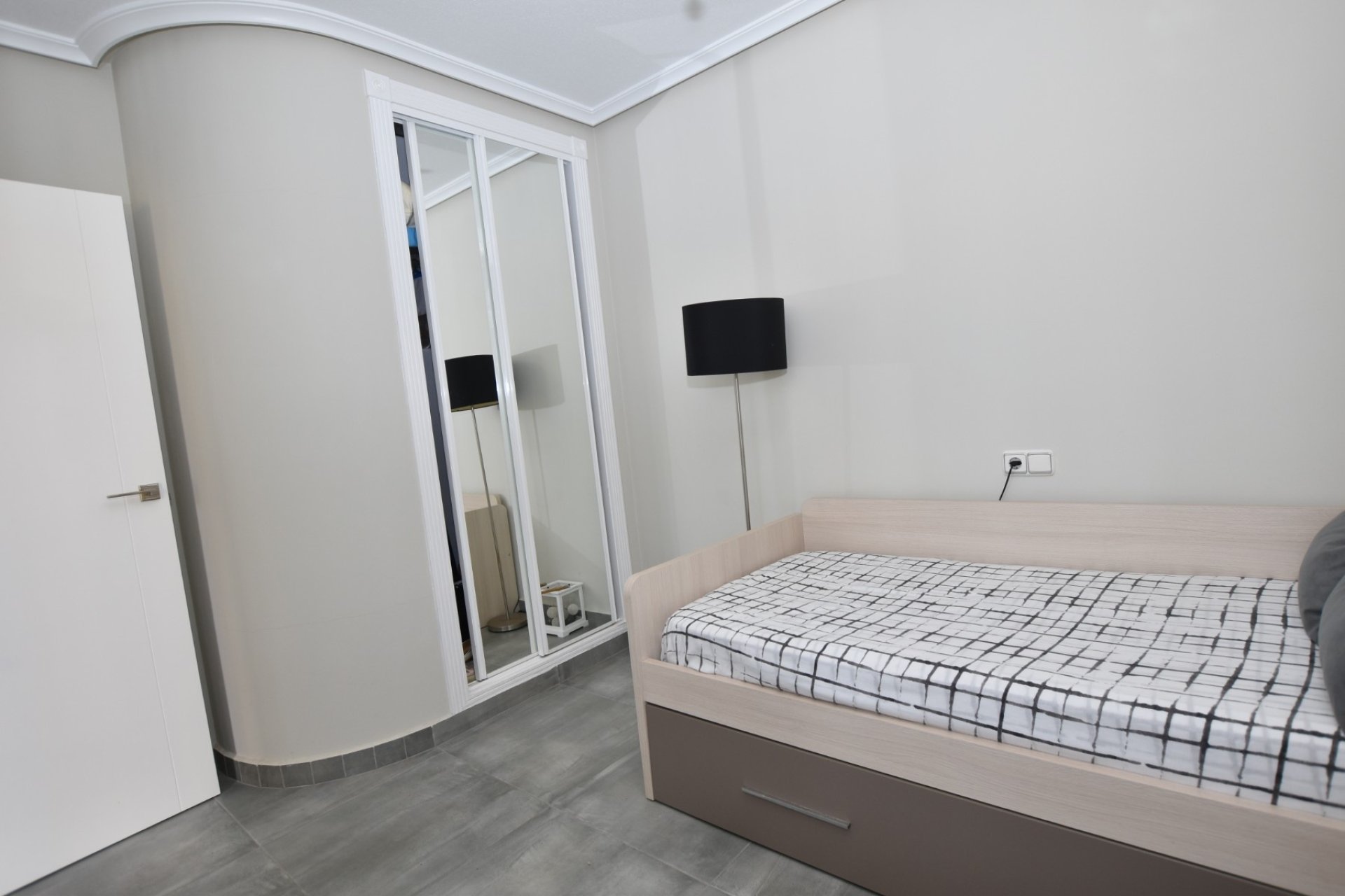 Herverkoop - Villa -
Orihuela Costa - Costa Blanca