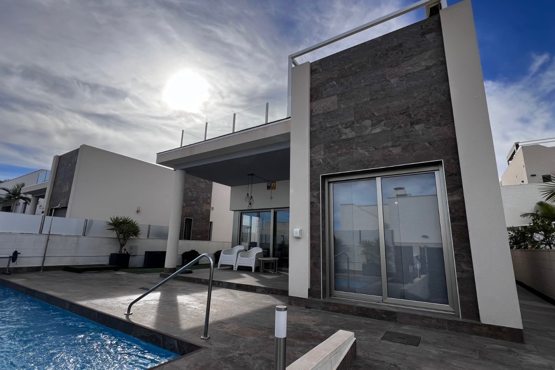 Herverkoop - Villa -
Orihuela Costa - Costa Blanca