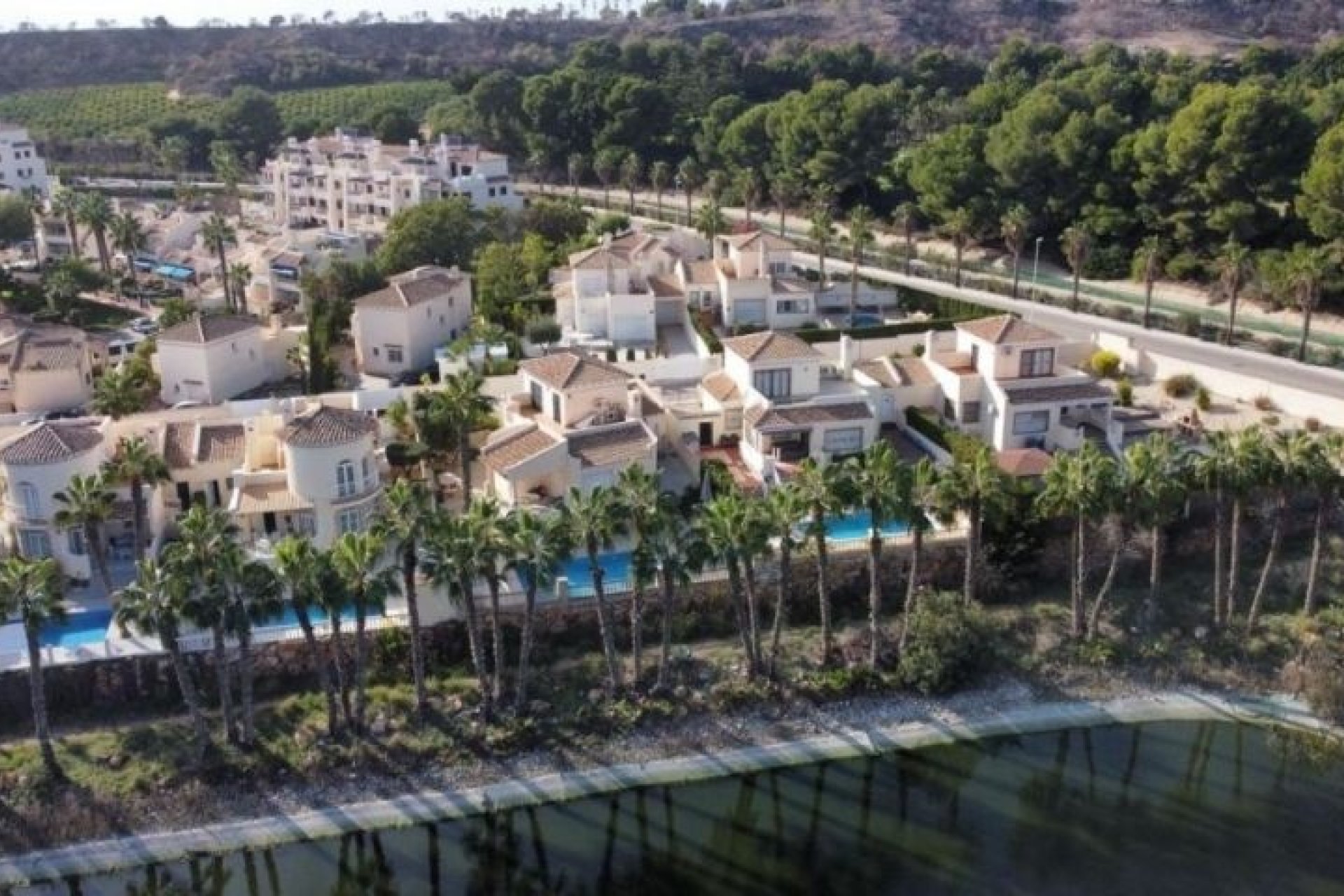 Herverkoop - Villa -
Orihuela Costa - Costa Blanca