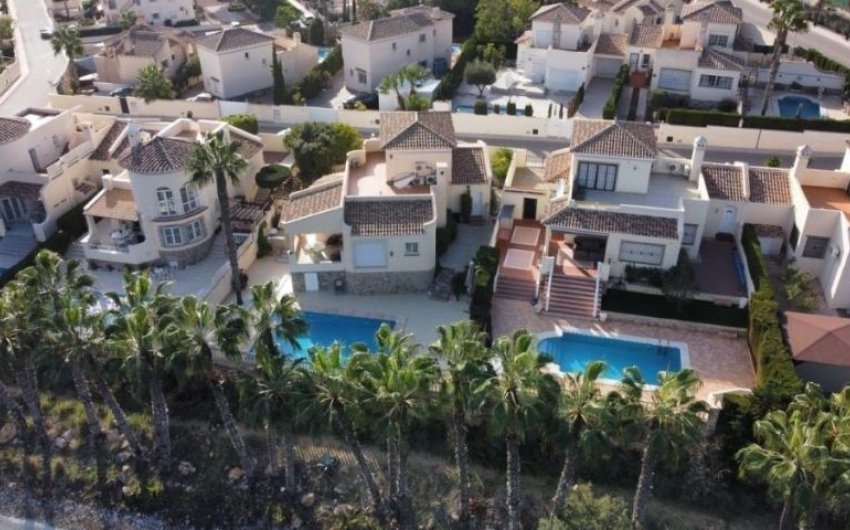 Herverkoop - Villa -
Orihuela Costa - Costa Blanca