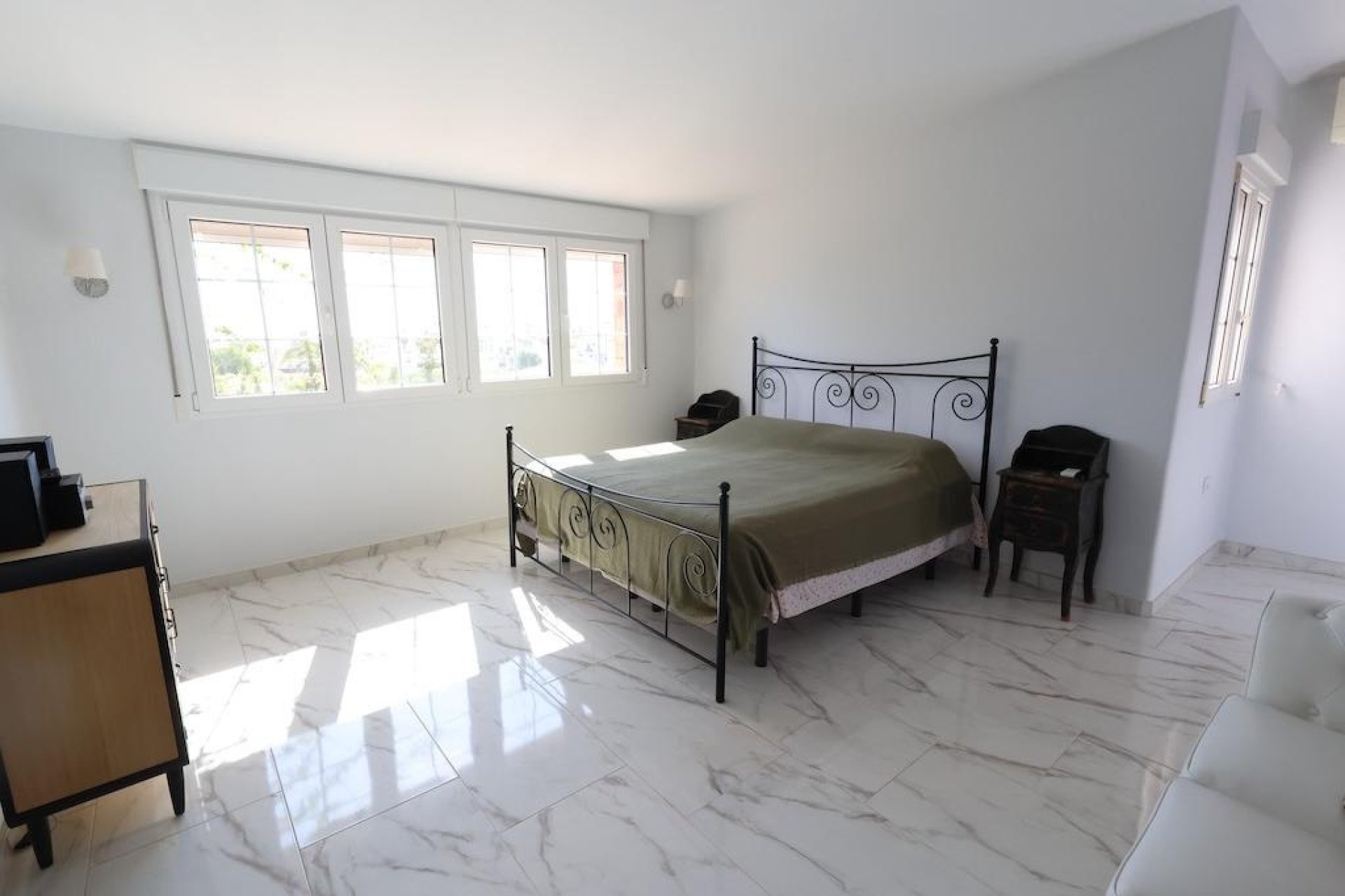Herverkoop - Villa -
Orihuela Costa - Costa Blanca