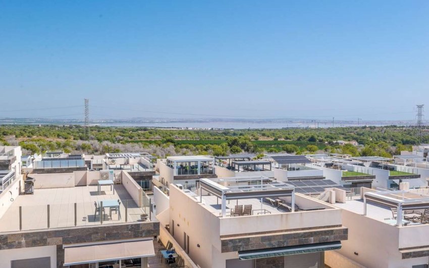 Herverkoop - Villa -
Orihuela Costa - Costa Blanca