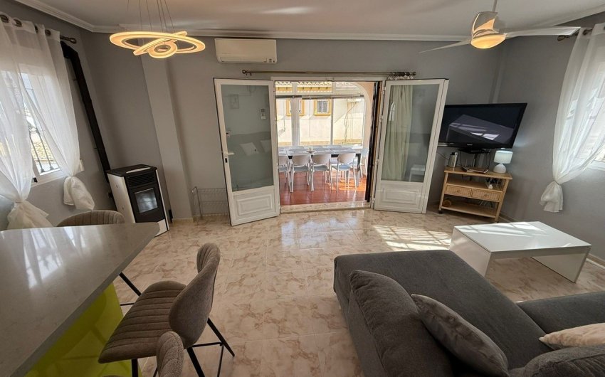 Herverkoop - Villa -
Orihuela Costa - Costa Blanca