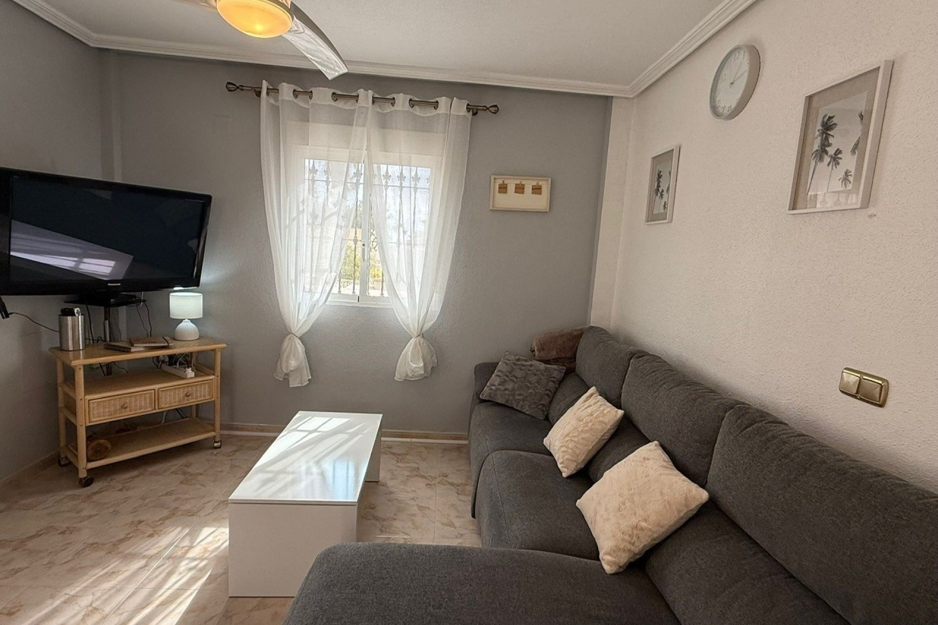 Herverkoop - Villa -
Orihuela Costa - Costa Blanca