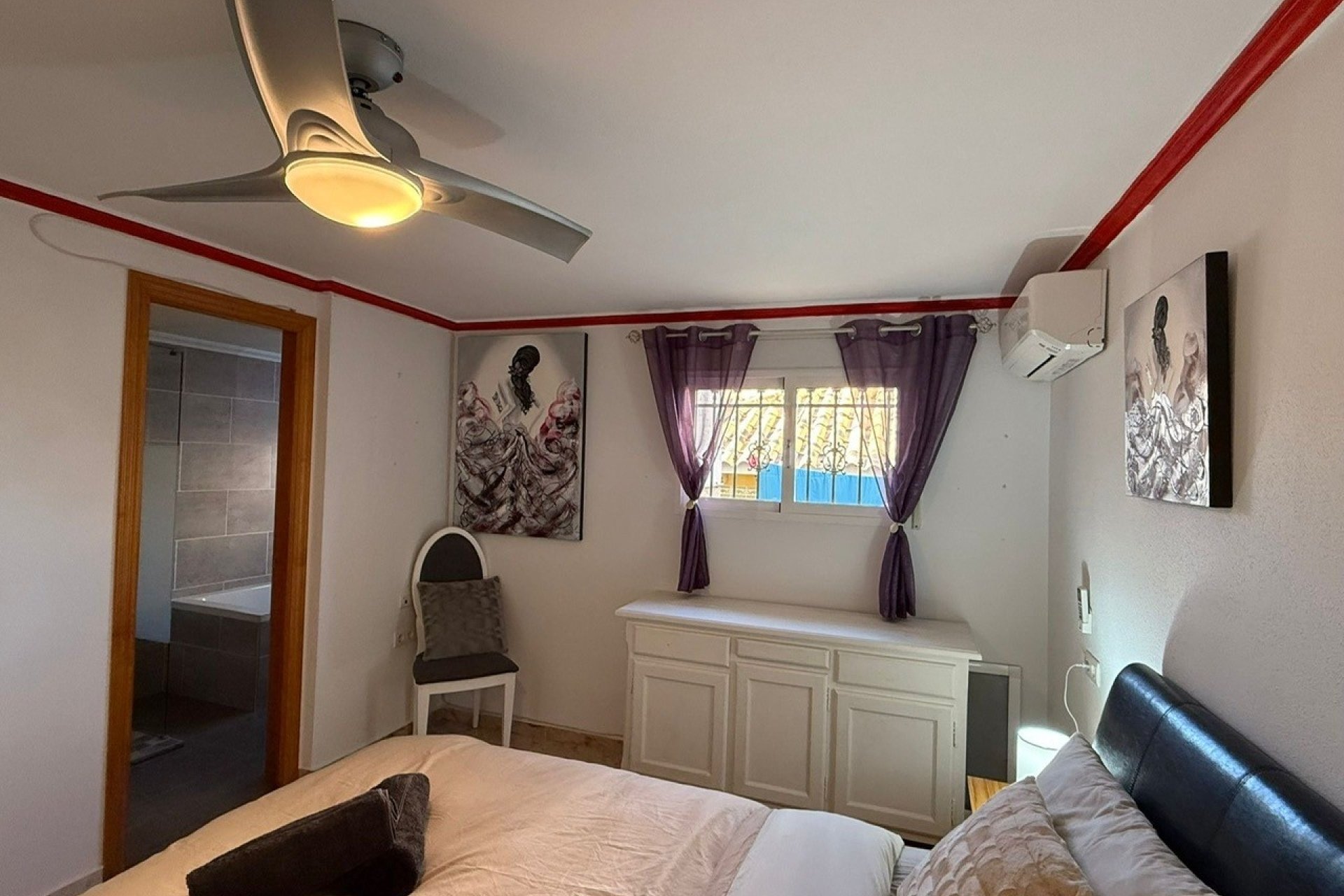 Herverkoop - Villa -
Orihuela Costa - Costa Blanca